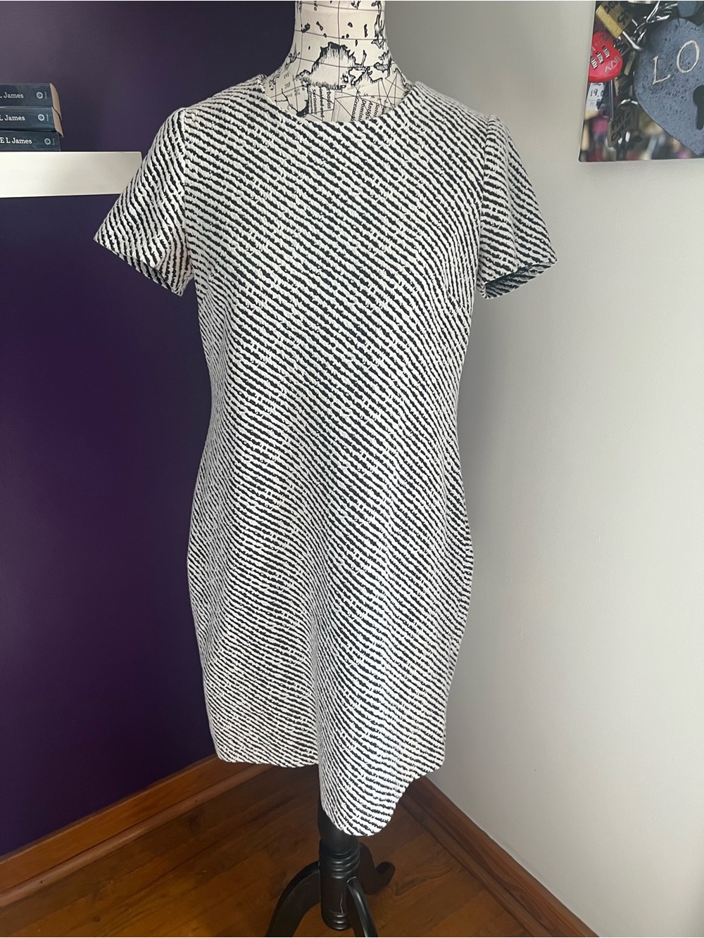 Calvin Klein Black and White Diagonal “Stripe” Short Sleeve Dress